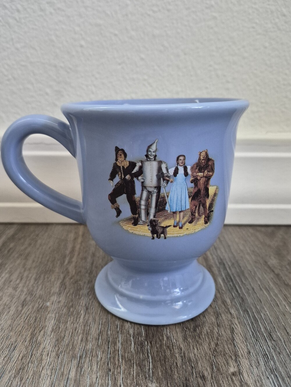 Wizard of Oz Vintage pedestal mug 2006